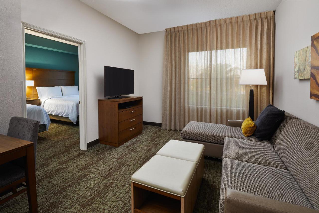 One-Bedroom Suite Two Queen Beds