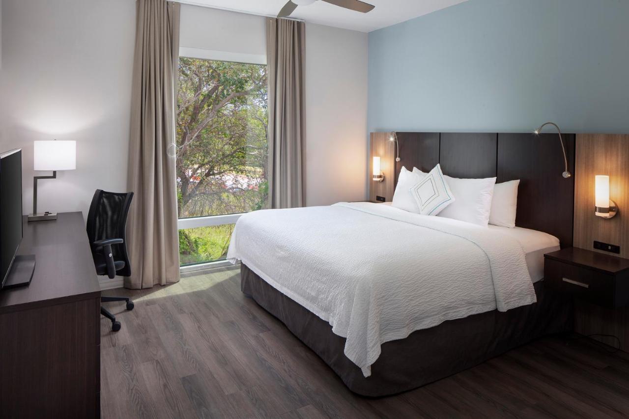 Suite con cama extragrande