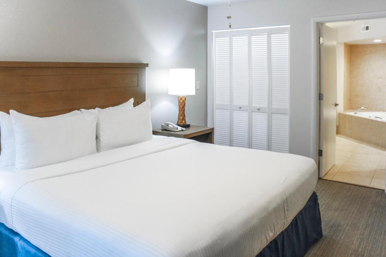 Two-Bedroom Suite
