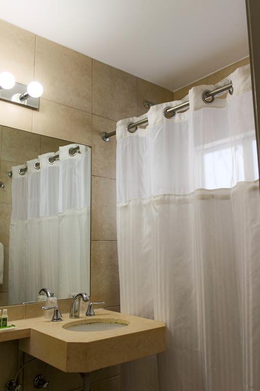Standard Double Room with Two Double Beds - No Resort Fee,112795800:JPEG