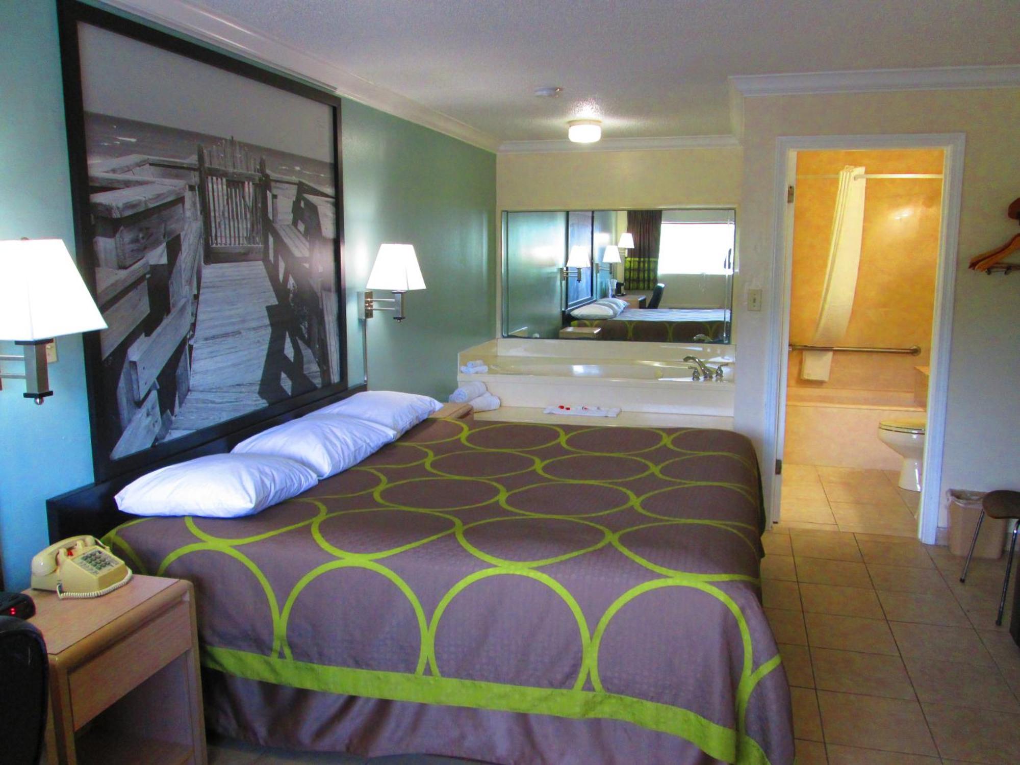 King Room Spa Bath Non Smoking