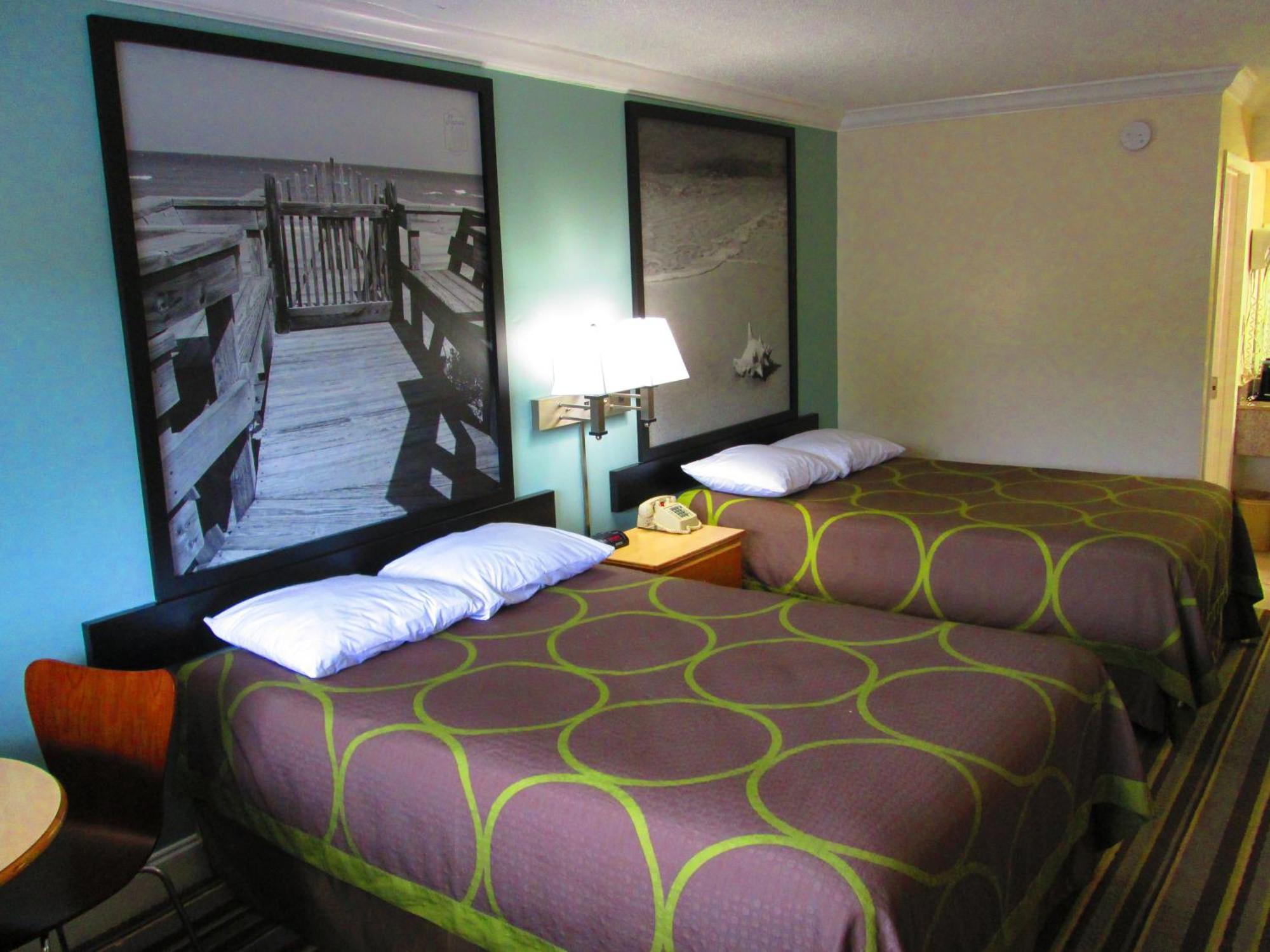 Two Double Beds Non-Smoking