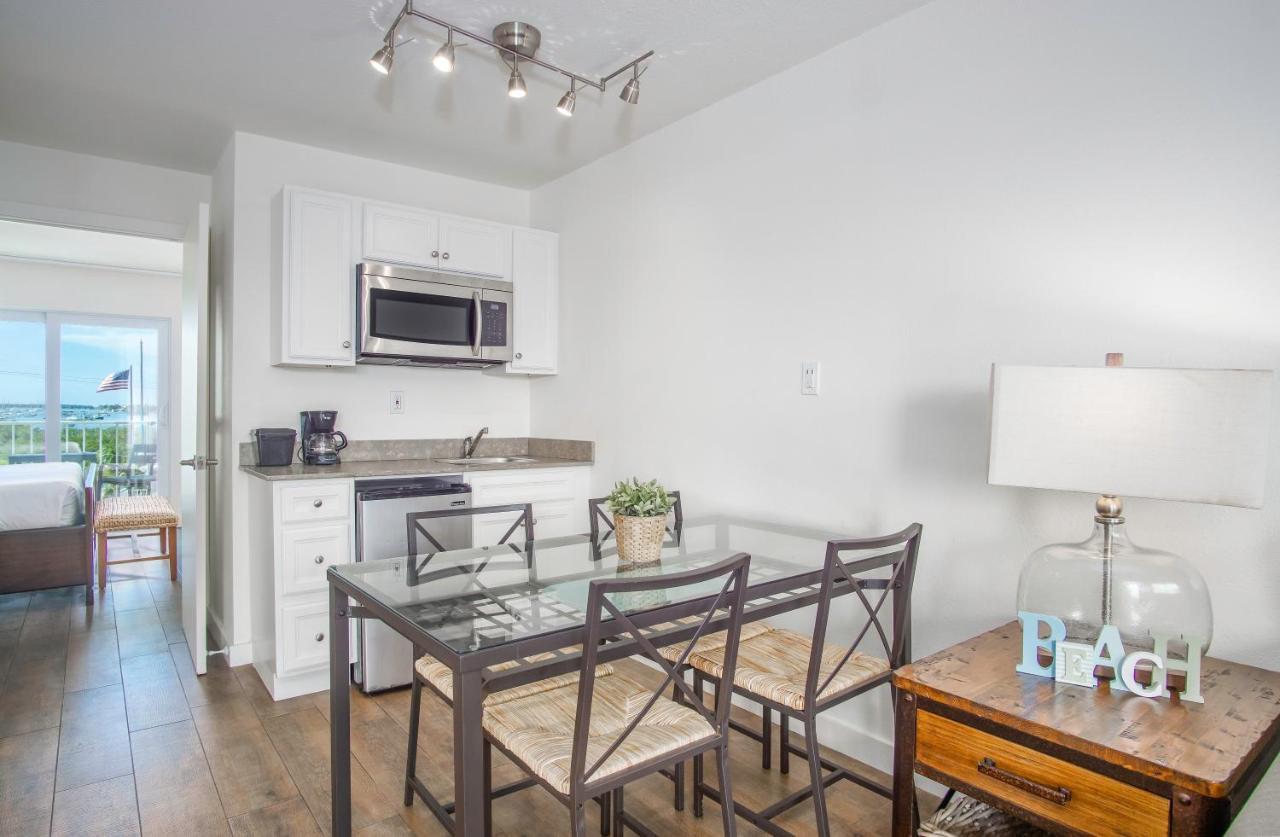 Standard One Bedroom King Suite Balcony