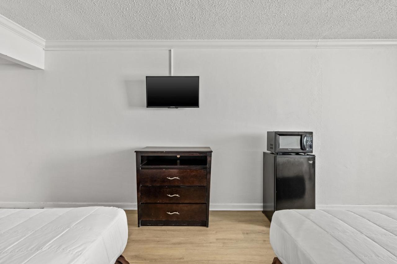 Standard Room Microwave or Fridge