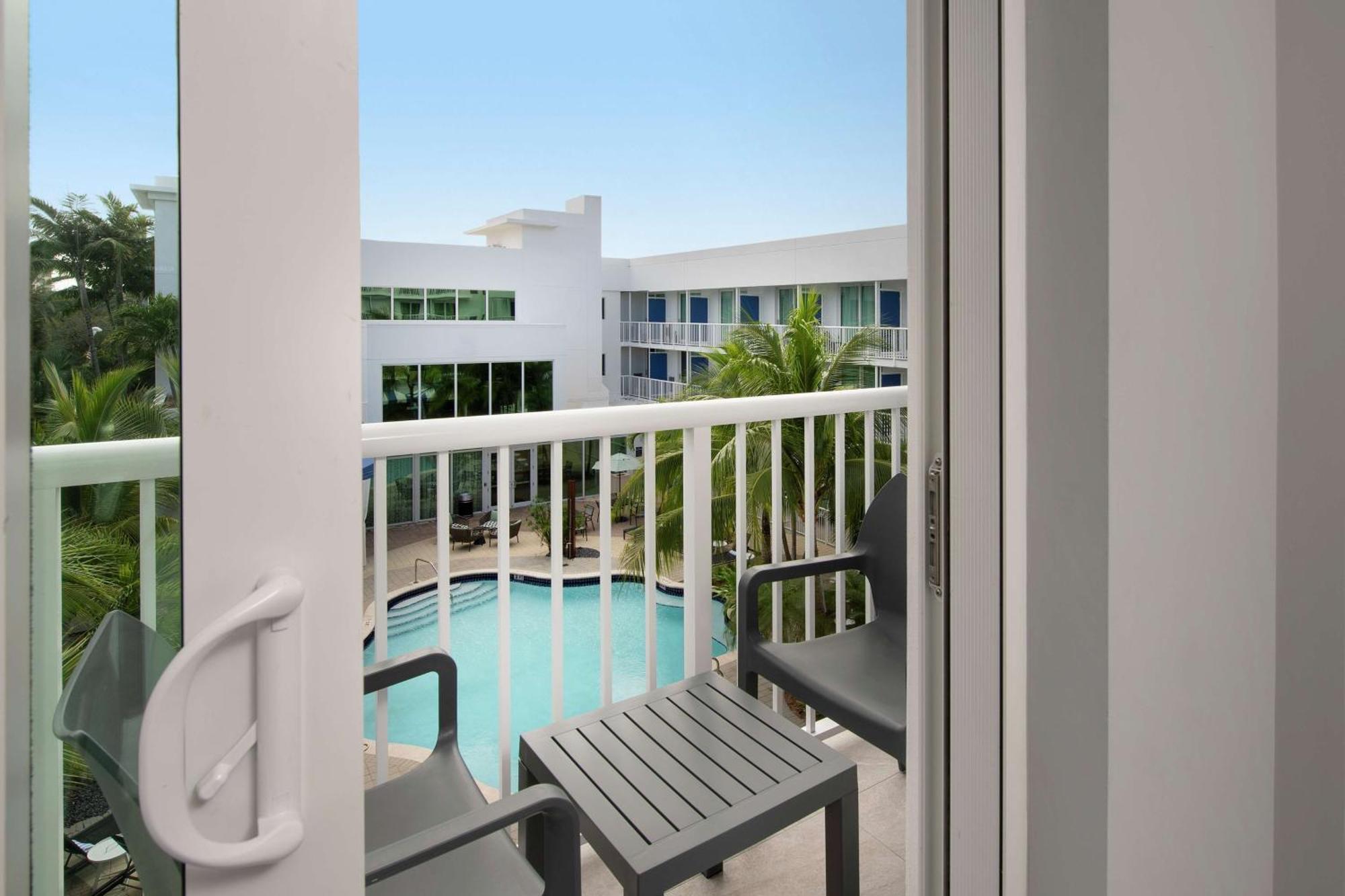 King Room Pool View Hearing Access