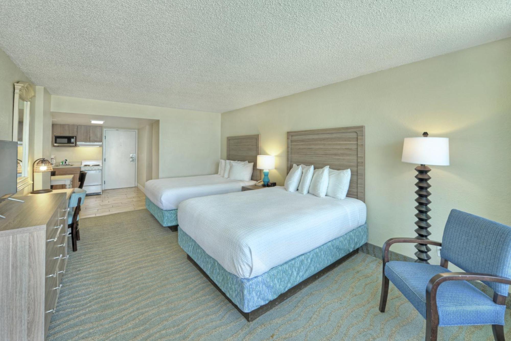 Deluxe Room Kitchen Ocean View