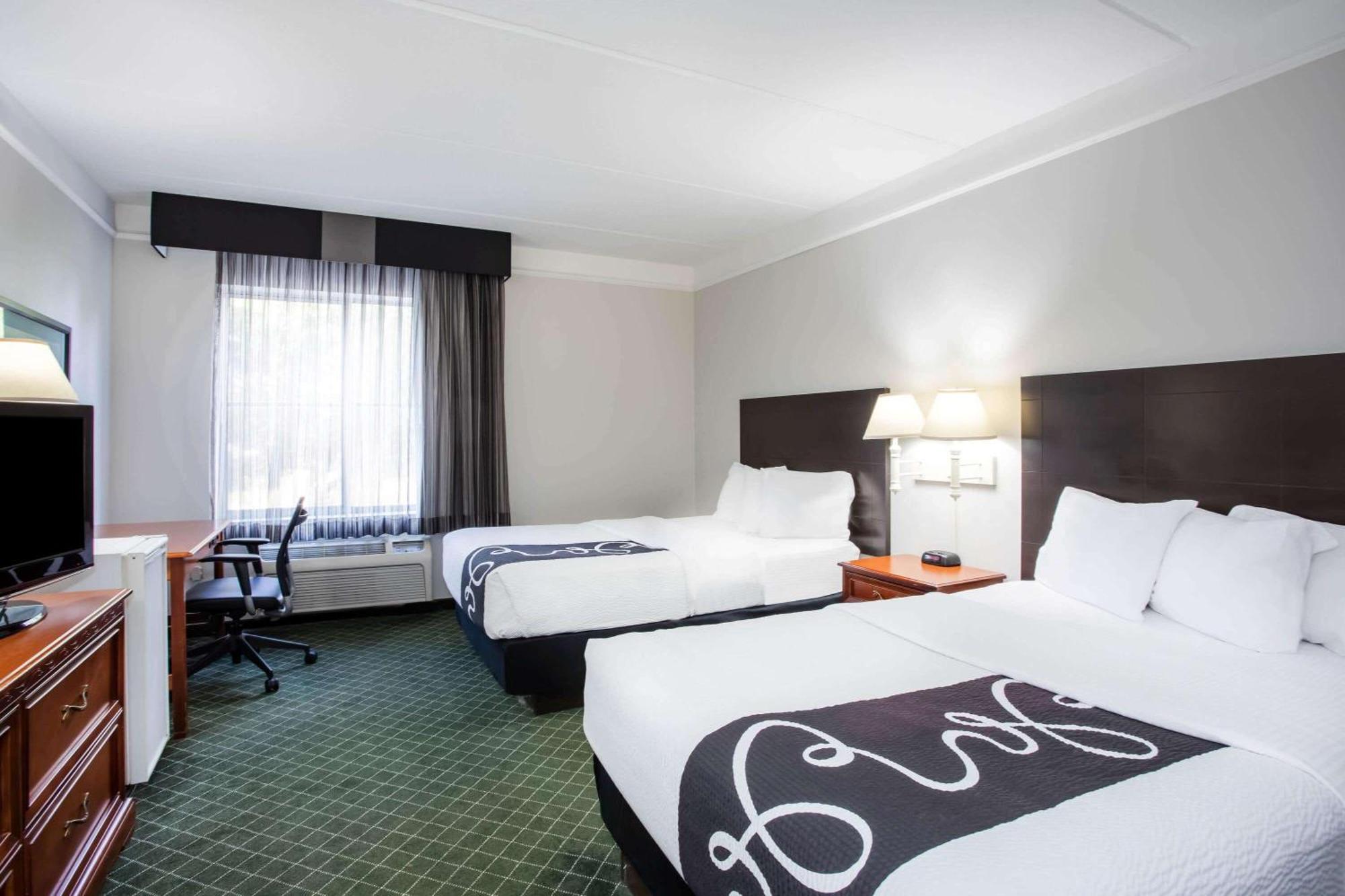 Deluxe Doppelzimmer mit 2 Doppelbetten