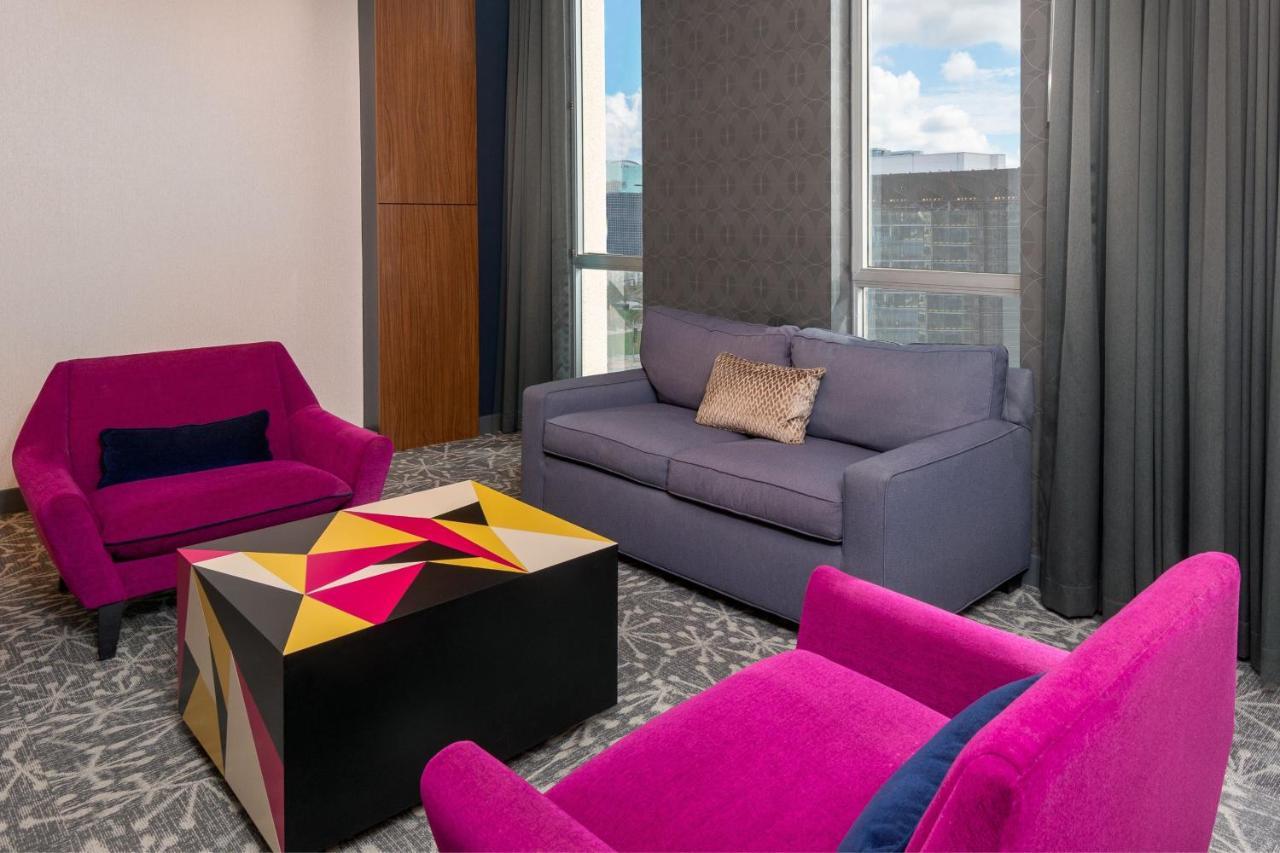 Savvy, Suite, 2 Queen Beds,1350860902:JPEG