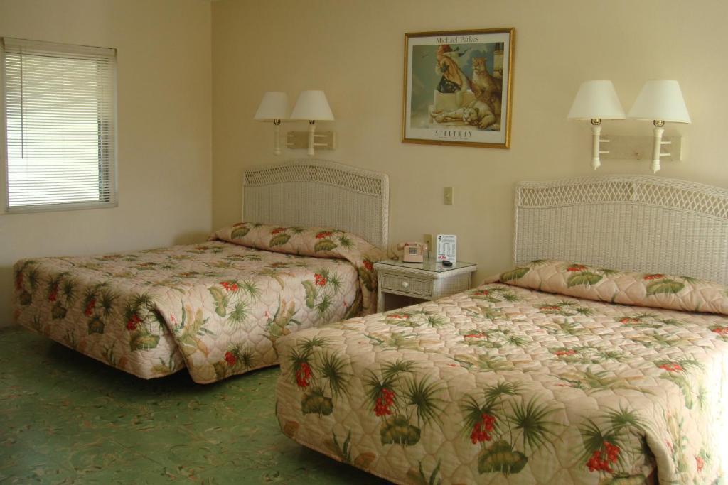 Standard Room Two Queen Beds