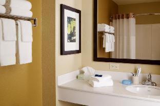 One-Bedroom Suite with Two Double Beds - Non-Smoking