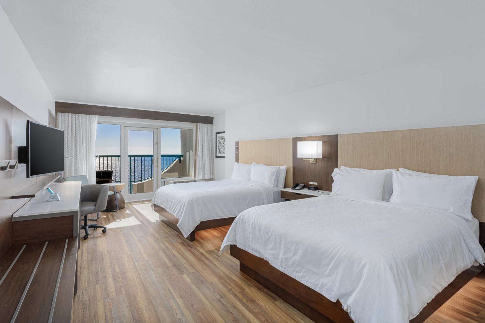 Standard Queen Room Two Queen Beds Communications Accessible