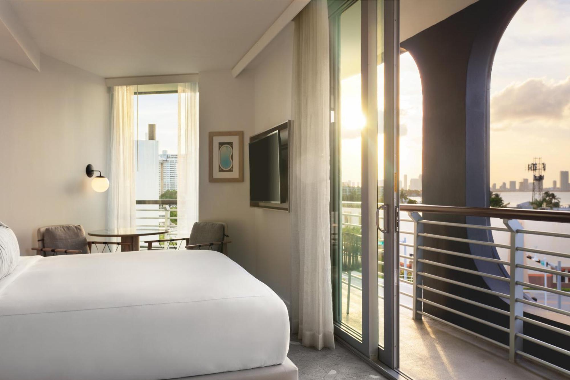 Premium King Room Balcony