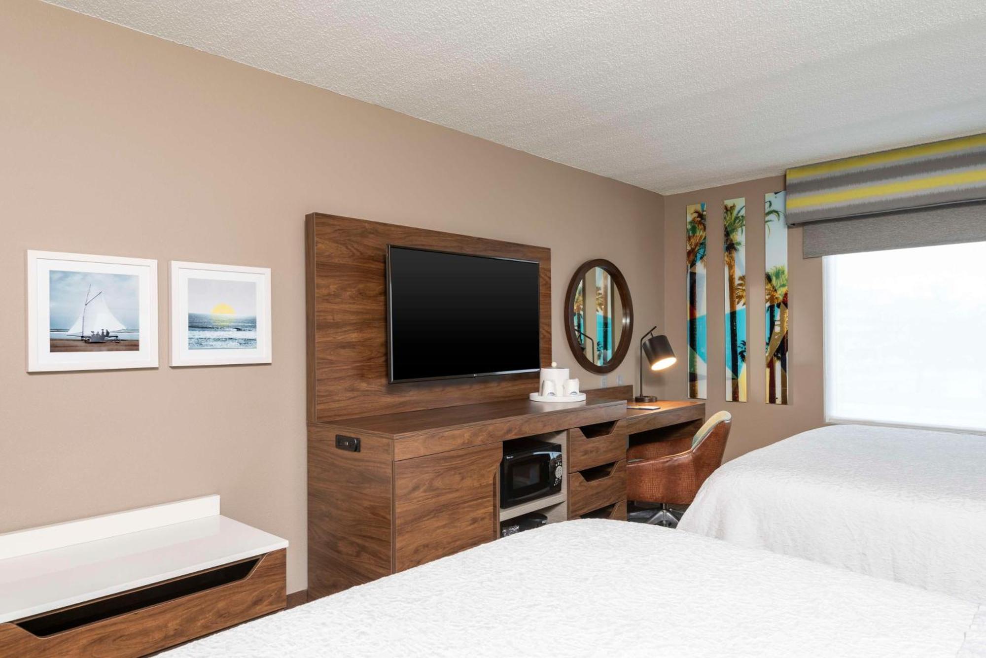 Room with Two Queen Beds - Non-Smoking