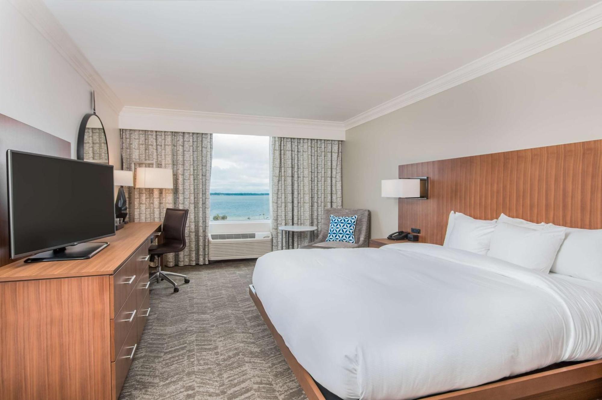 King Room,1551305353:JPEG