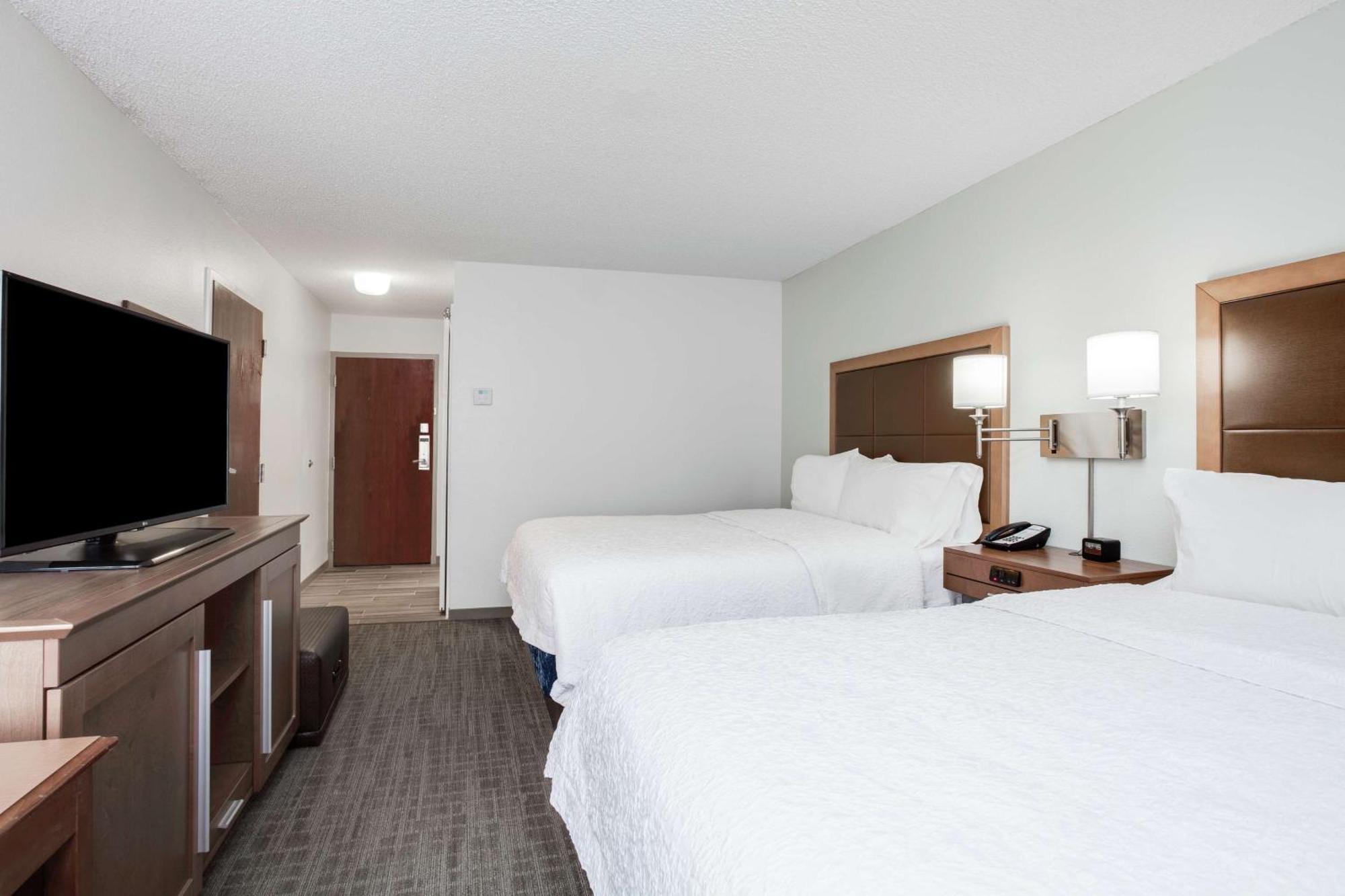 Queen Room with Two Queen Beds - Mobility/Hearing Accessible with Bathtub - Non-Smoking,1552295785:JPEG