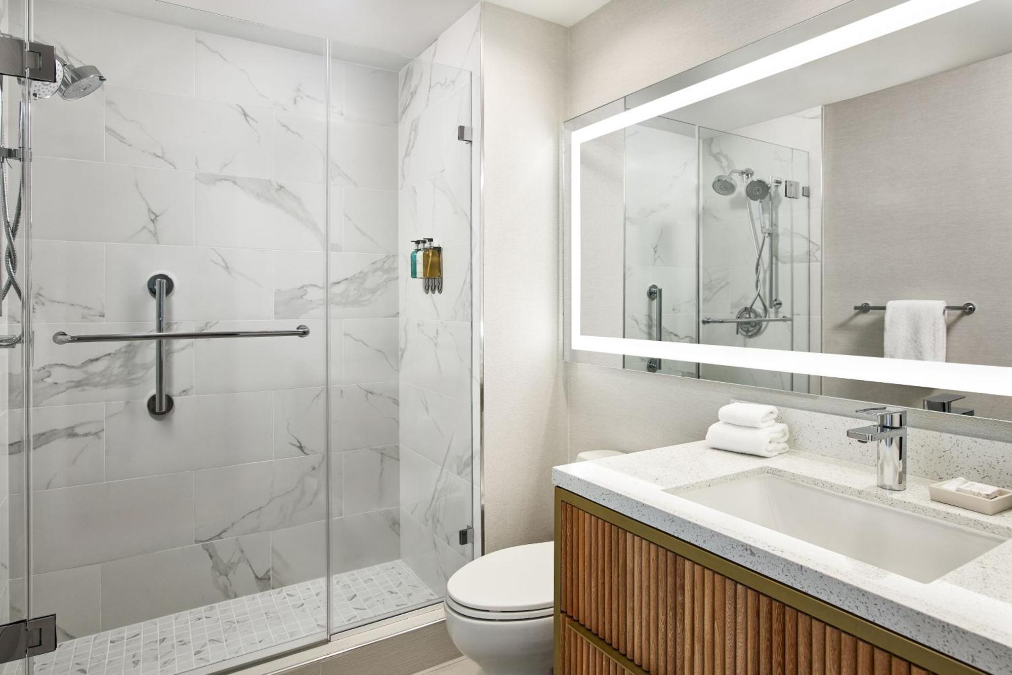 King Room with Resort View and Sofa Bed,1606579871:JPEG