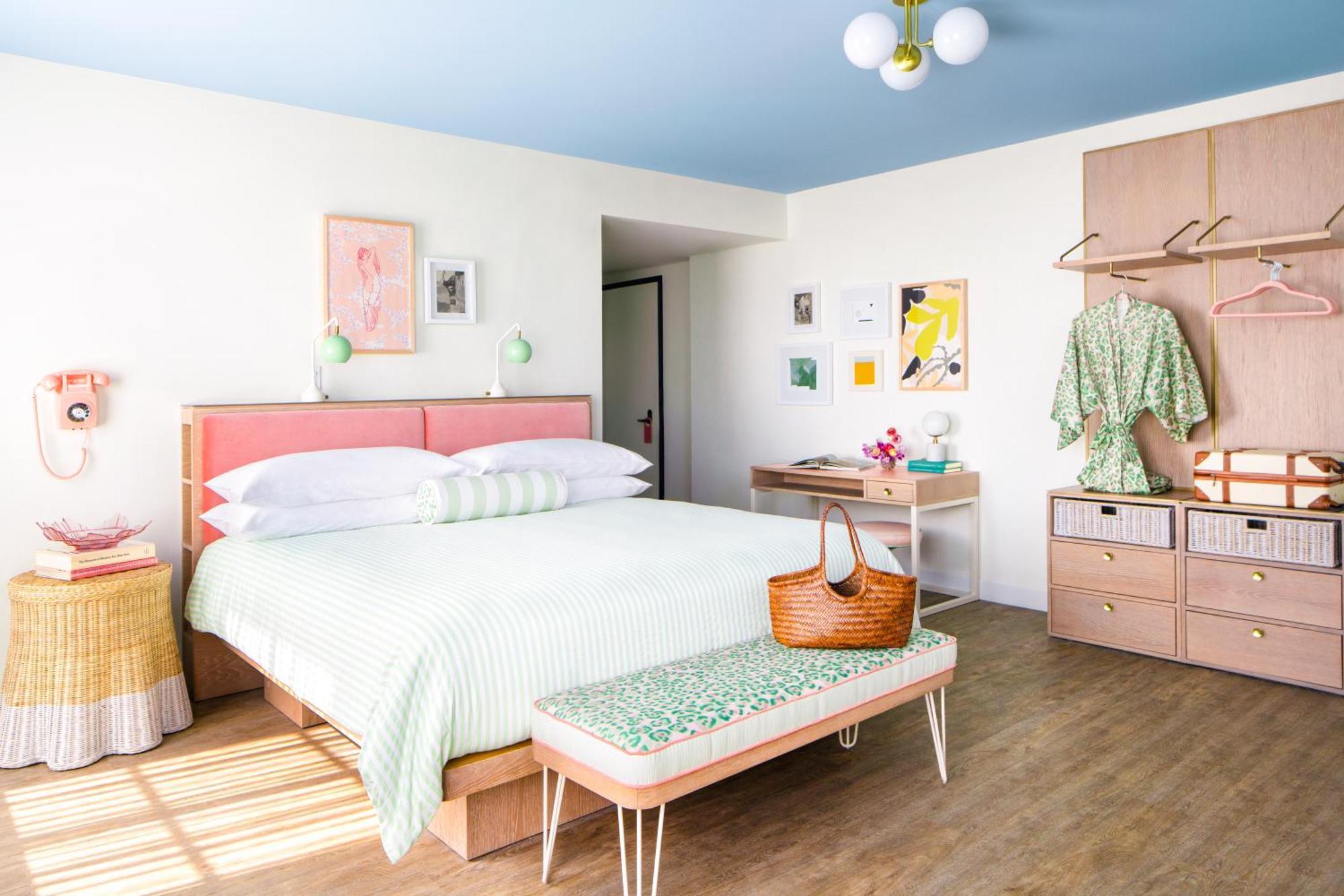 One-Bedroom King Suite,1613469313:JPEG