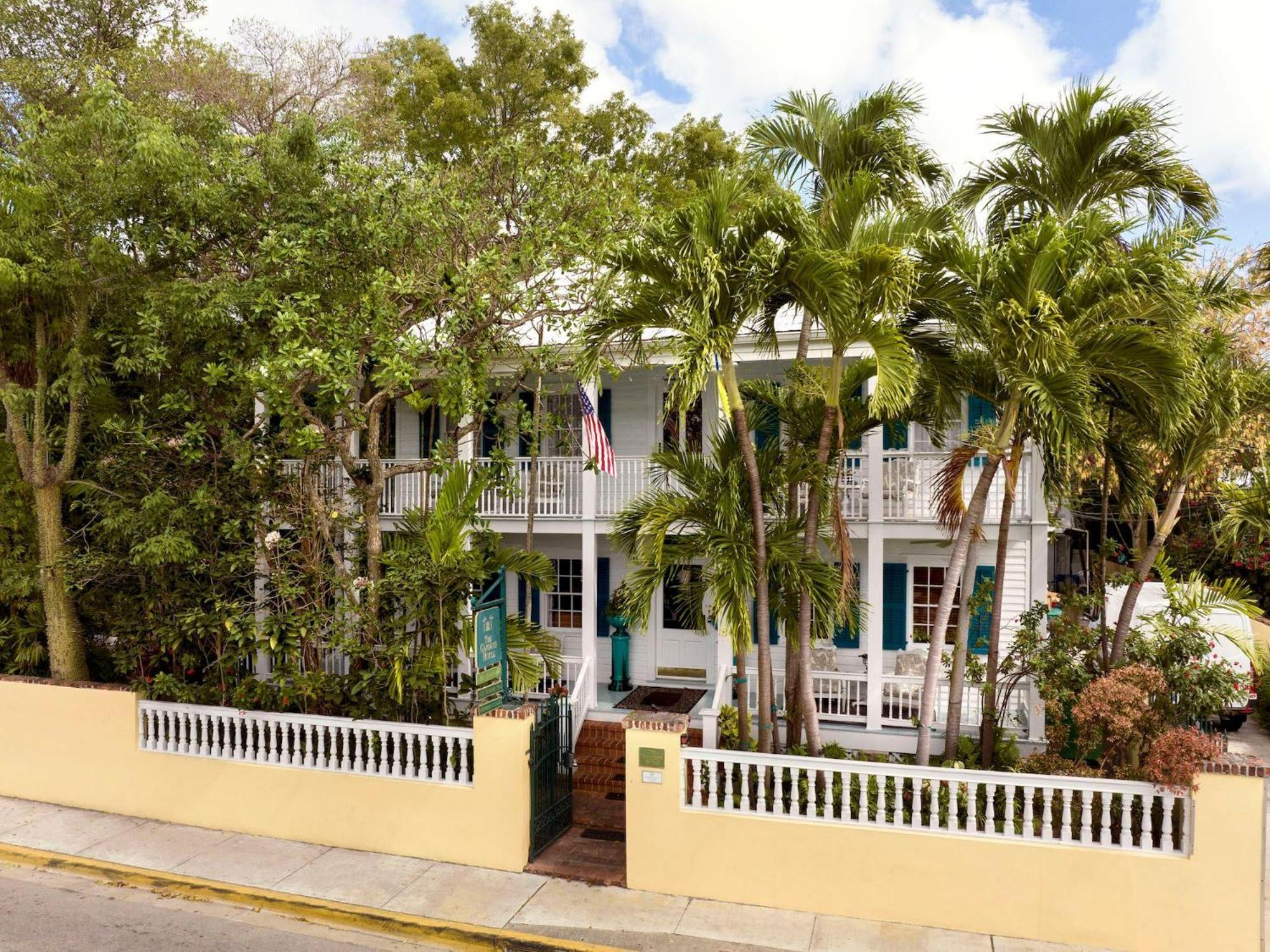 Single Room Balcony