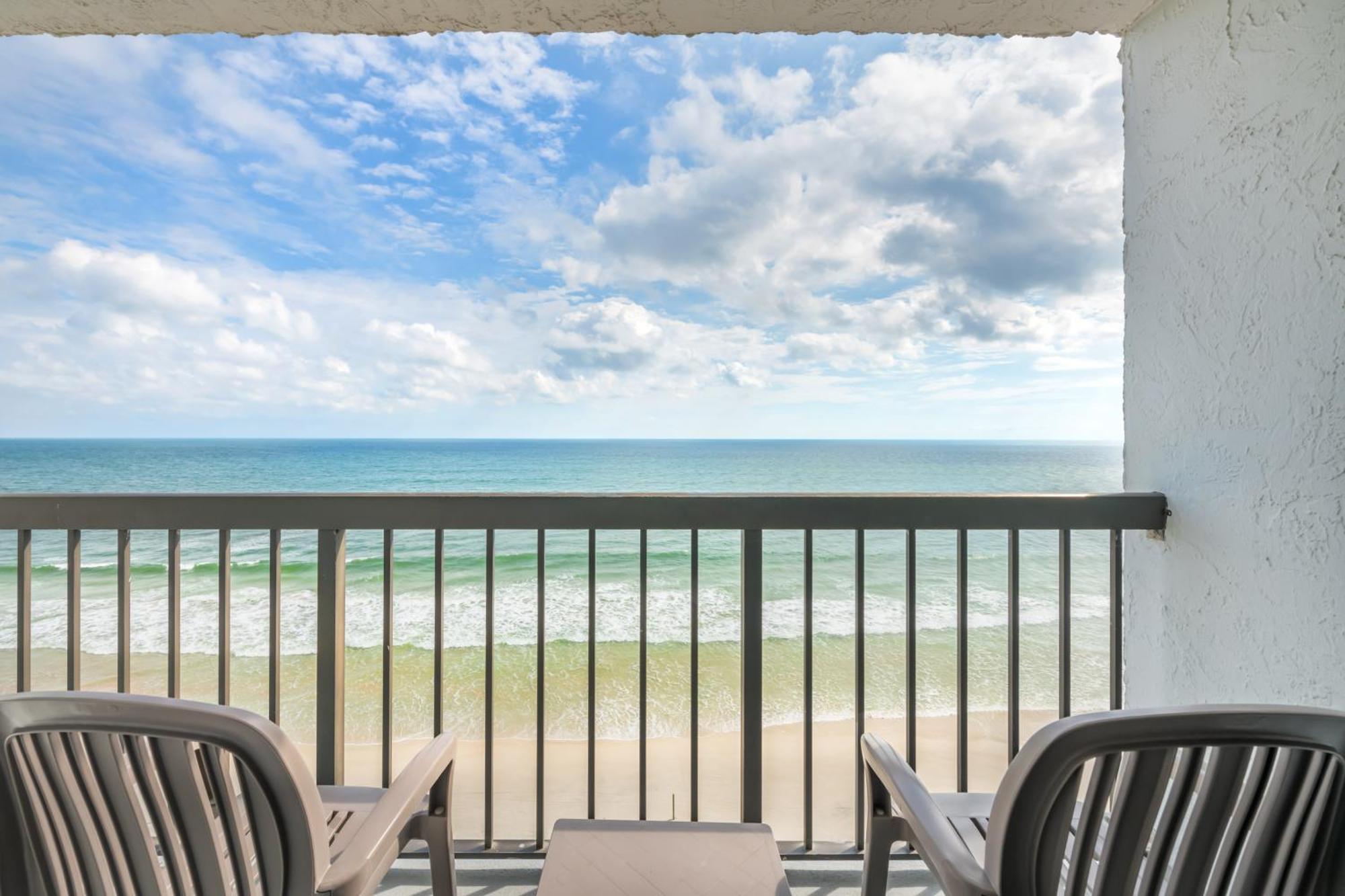 Deluxe King Oceanfront