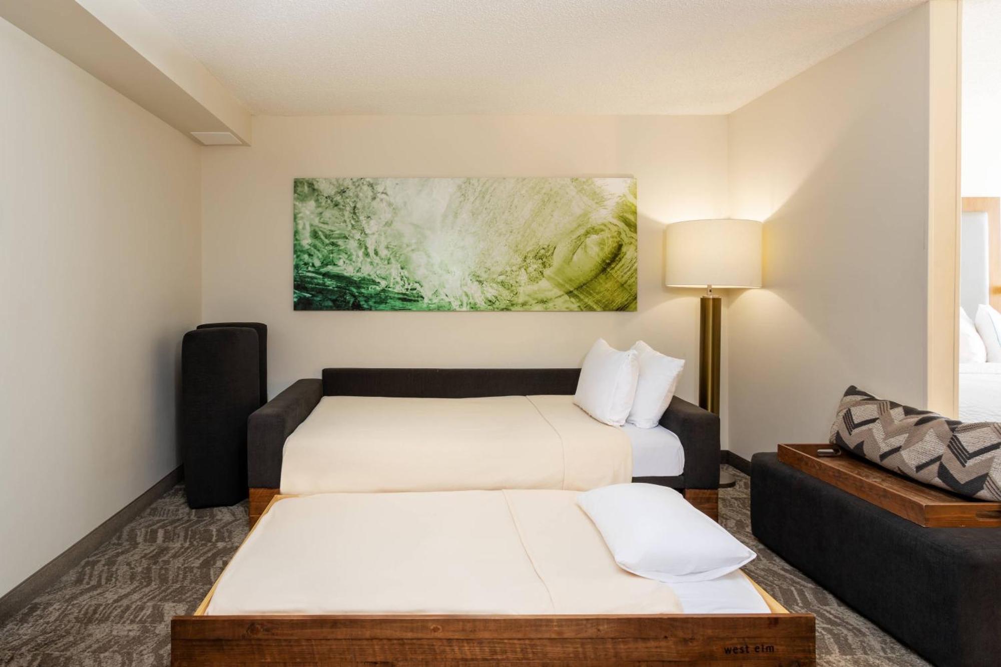 Double Suite with Two Double Beds, Dining Area and Trundle Sofa