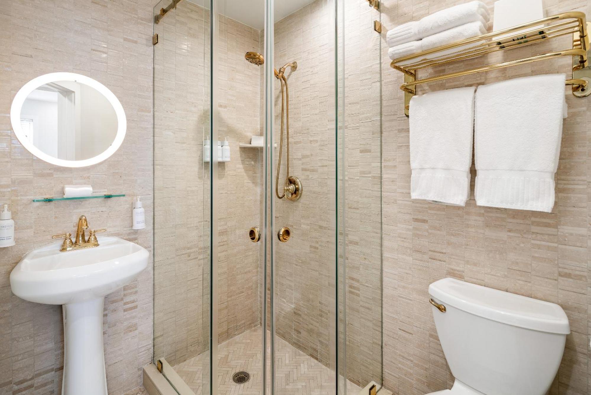 Cardozo Double Room