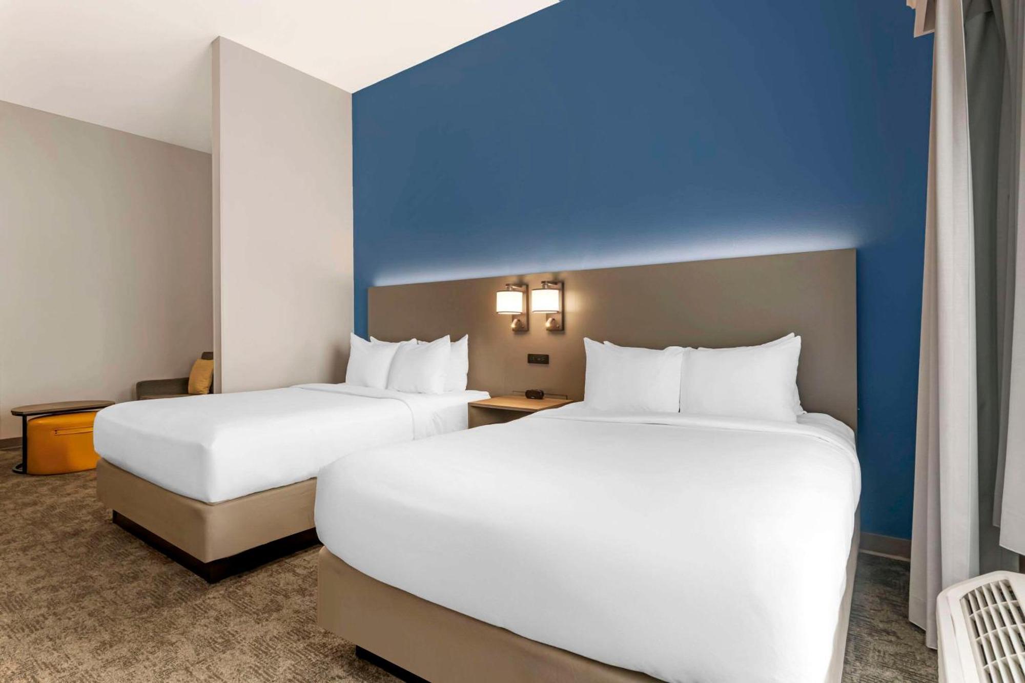 Queen Suite Two Queen Beds Accessible or Non-Smoking