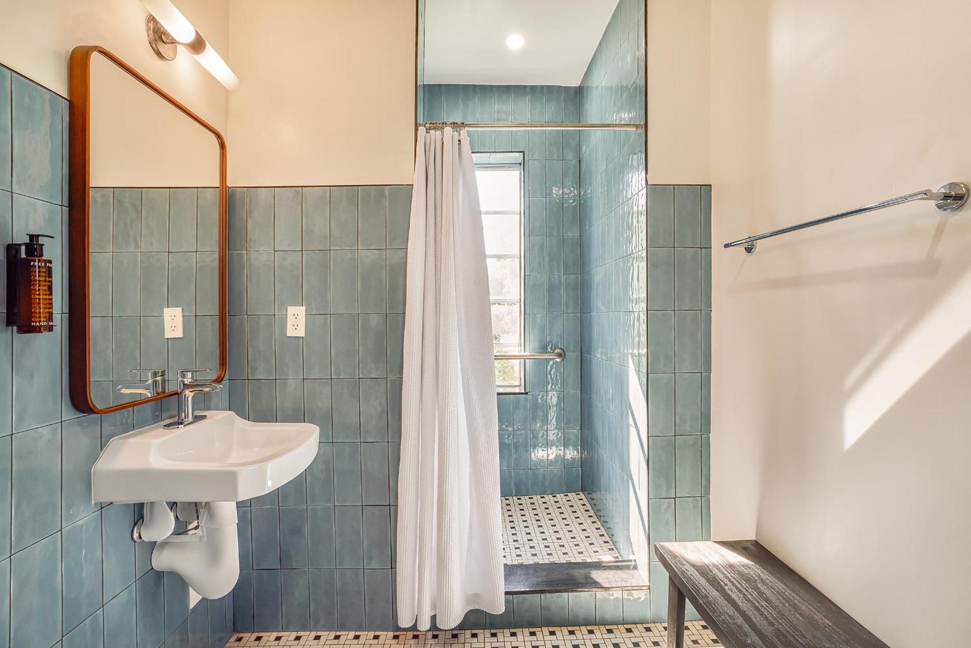 Bed in Gemengde Slaapzaal met 8 Bedden