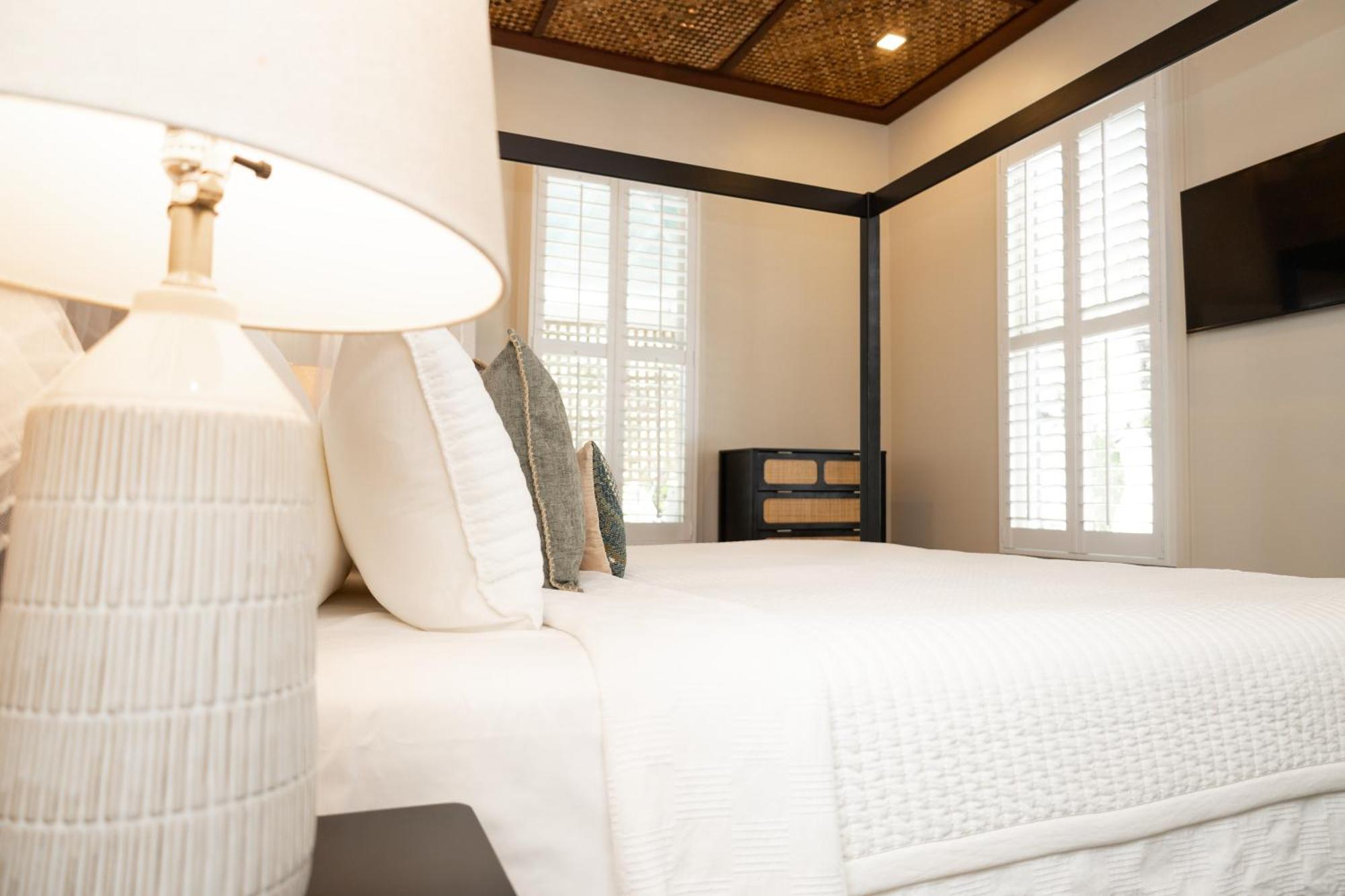 Deluxe Quadruple Room,1642500475:JPEG