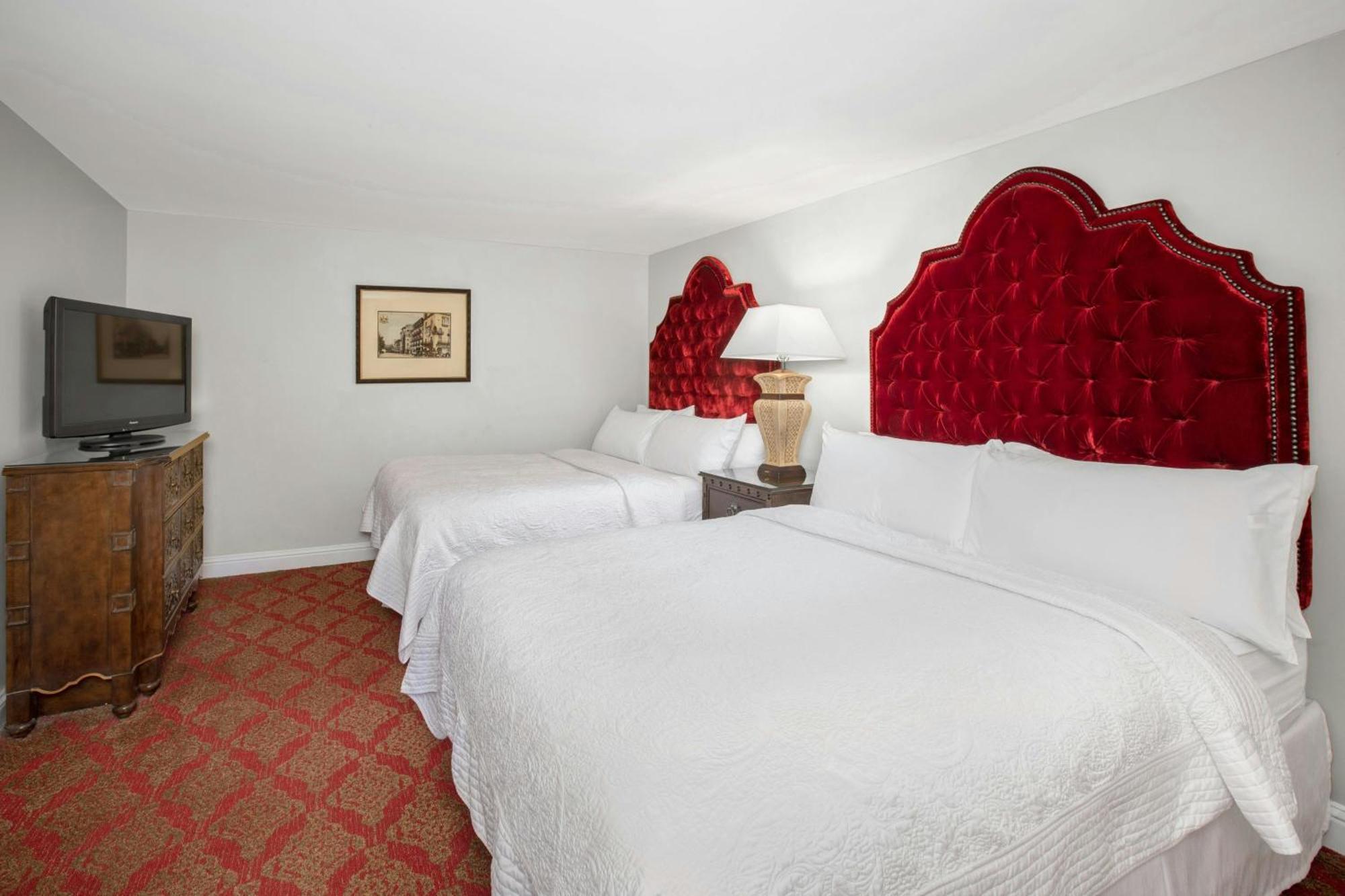 Queen Room Two Queen Beds