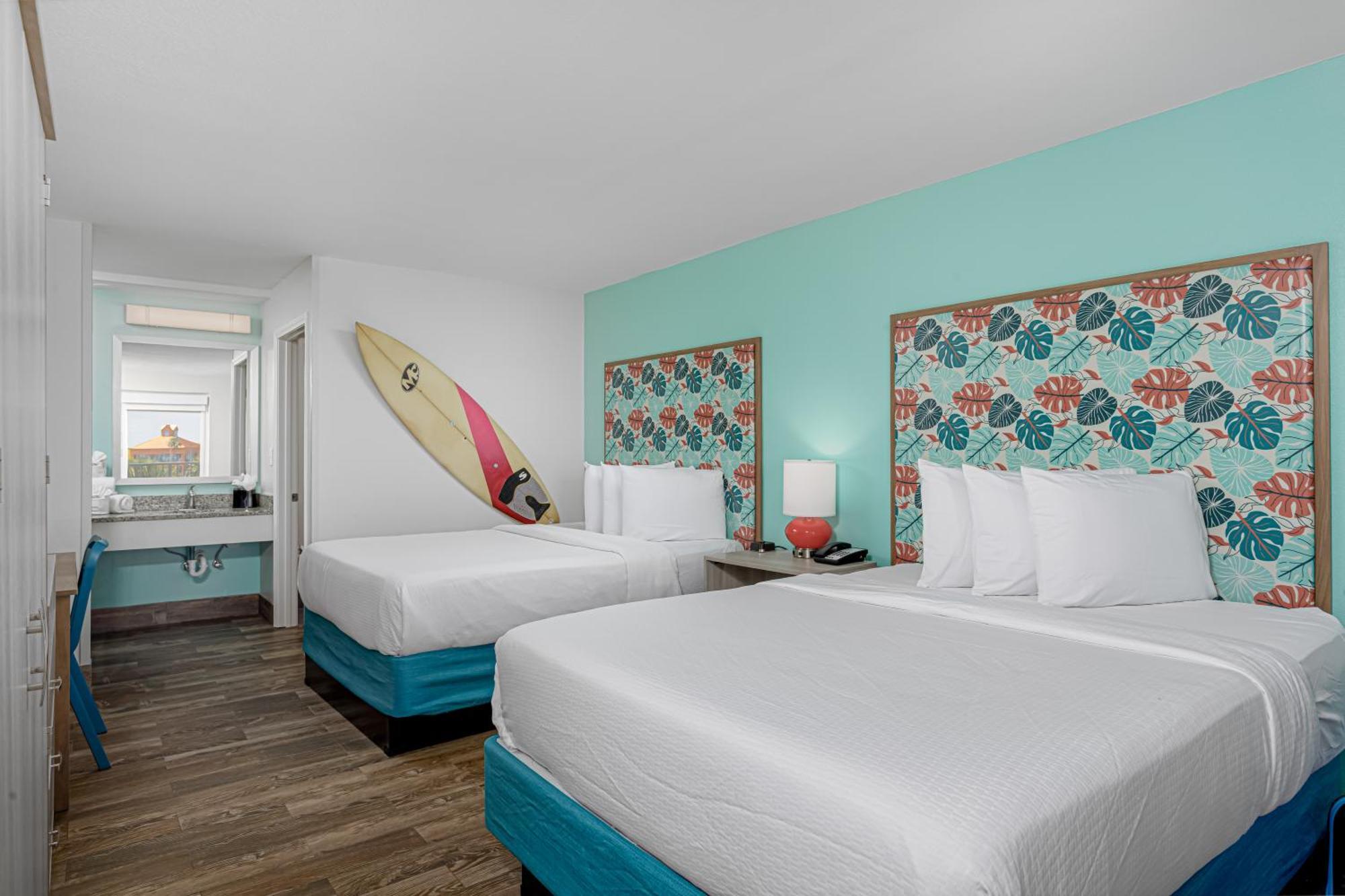 Standard Queen Room Bay View