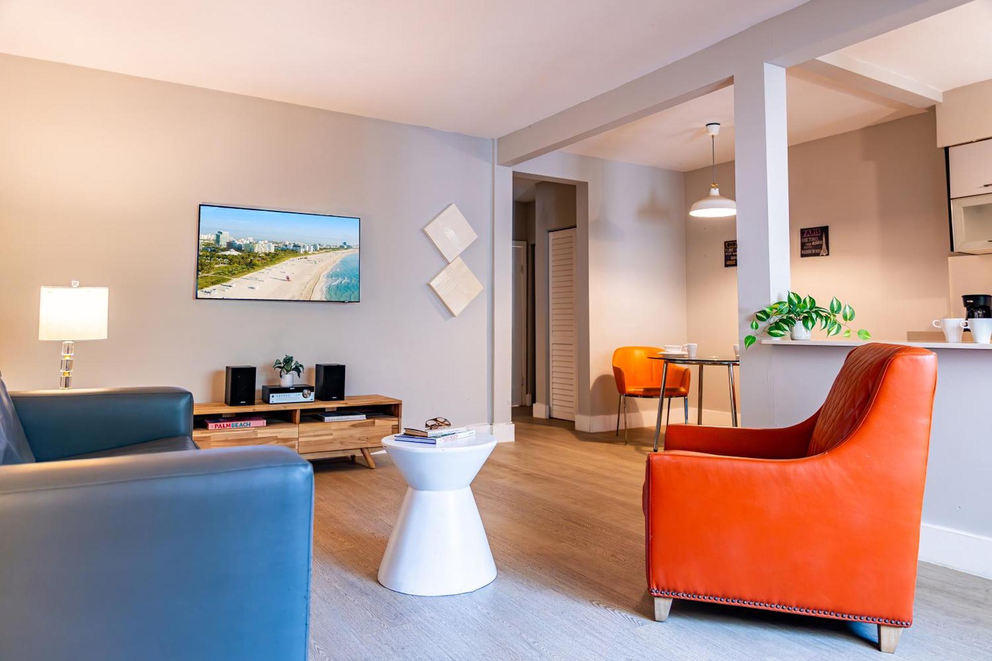 One Bedroom Queen Suite,1655286409:JPEG