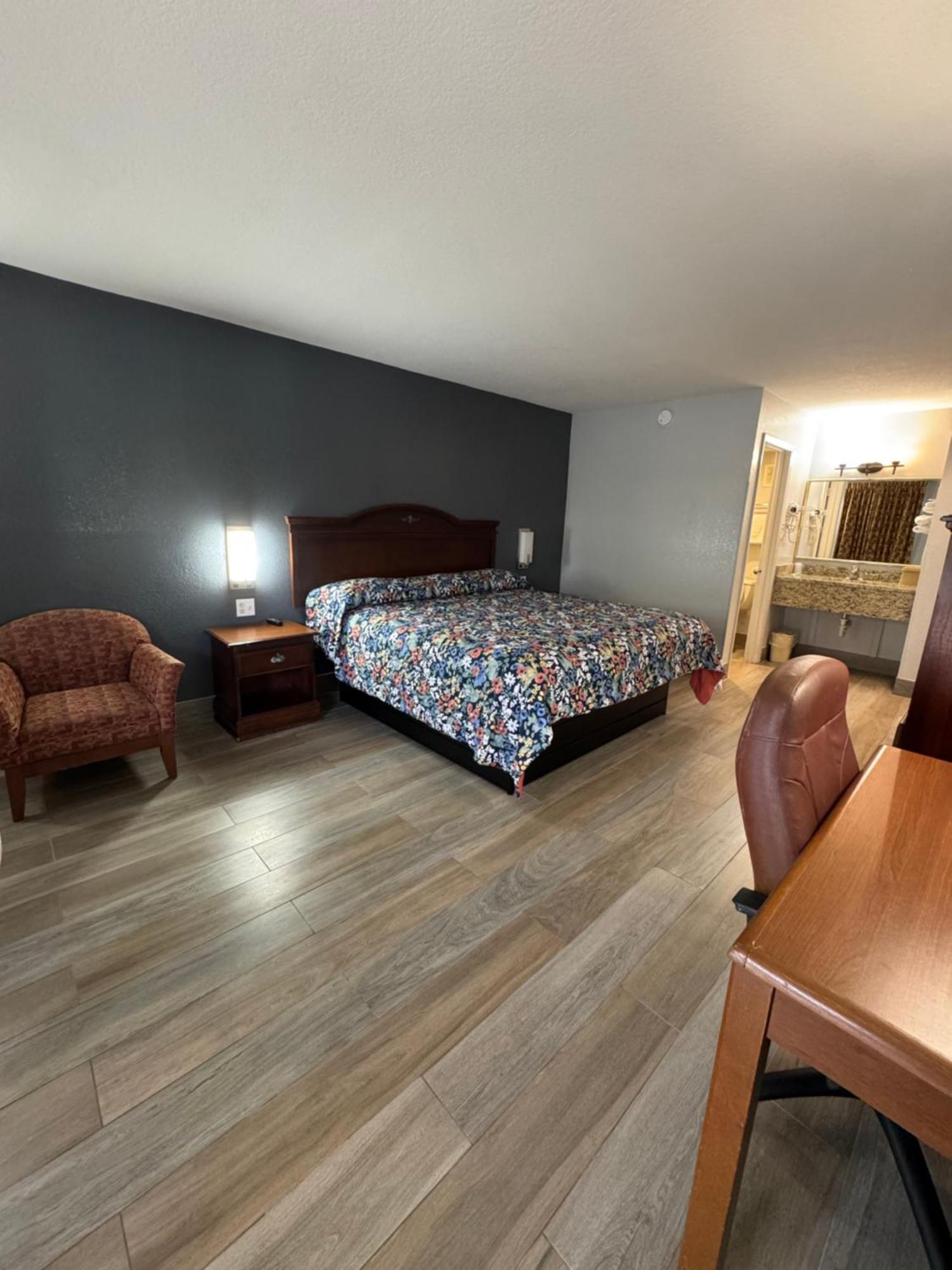 King Room
