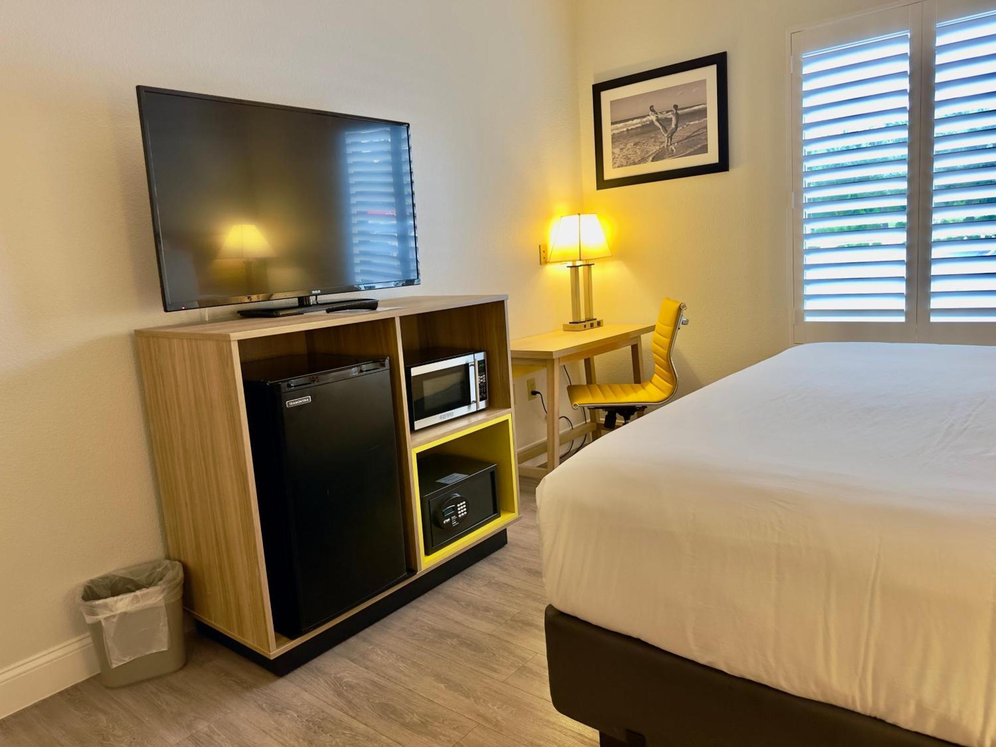 Two-Bedroom Suite Non-Smoking