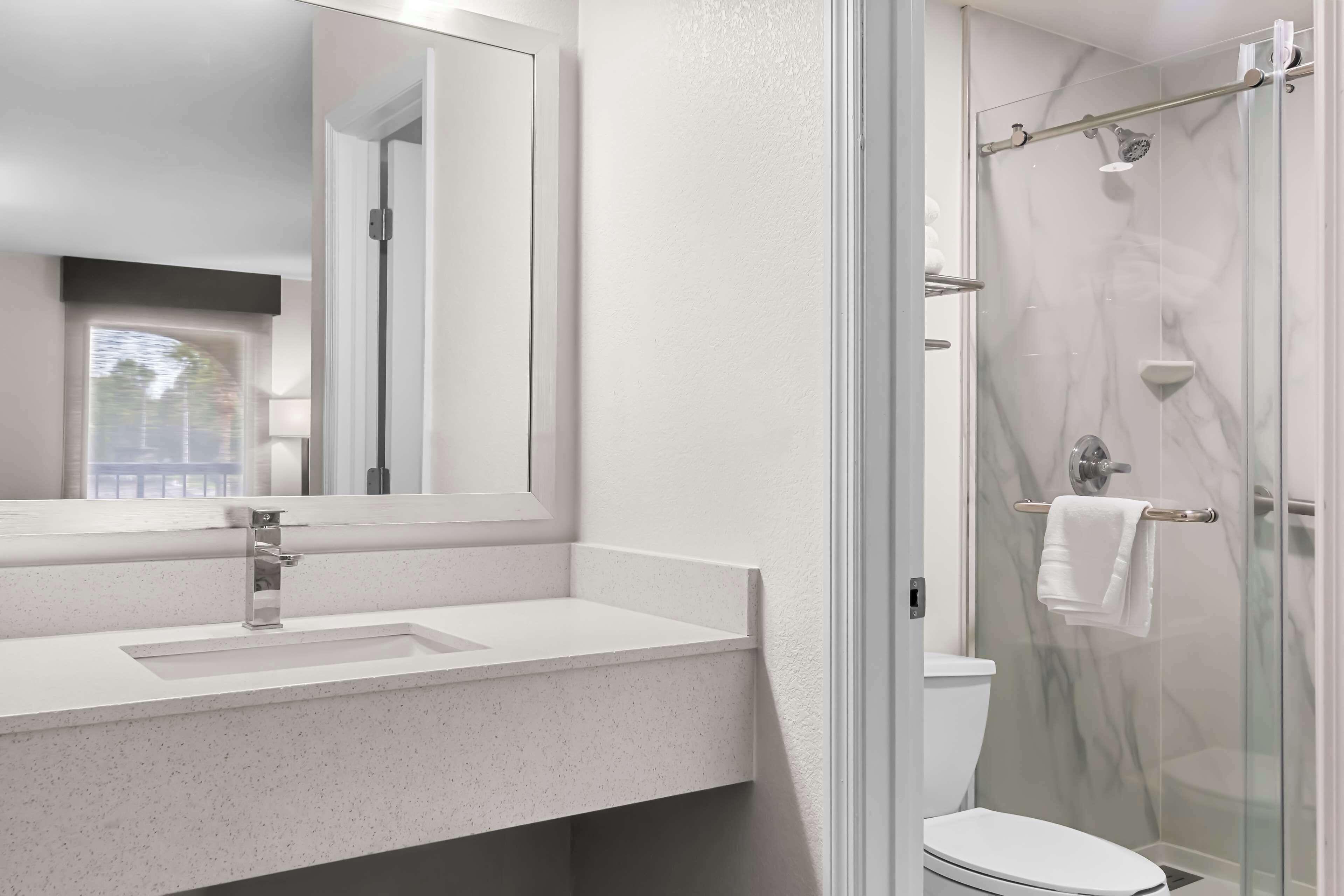 Queen Room Two Queen Beds Shower Non-Smoking