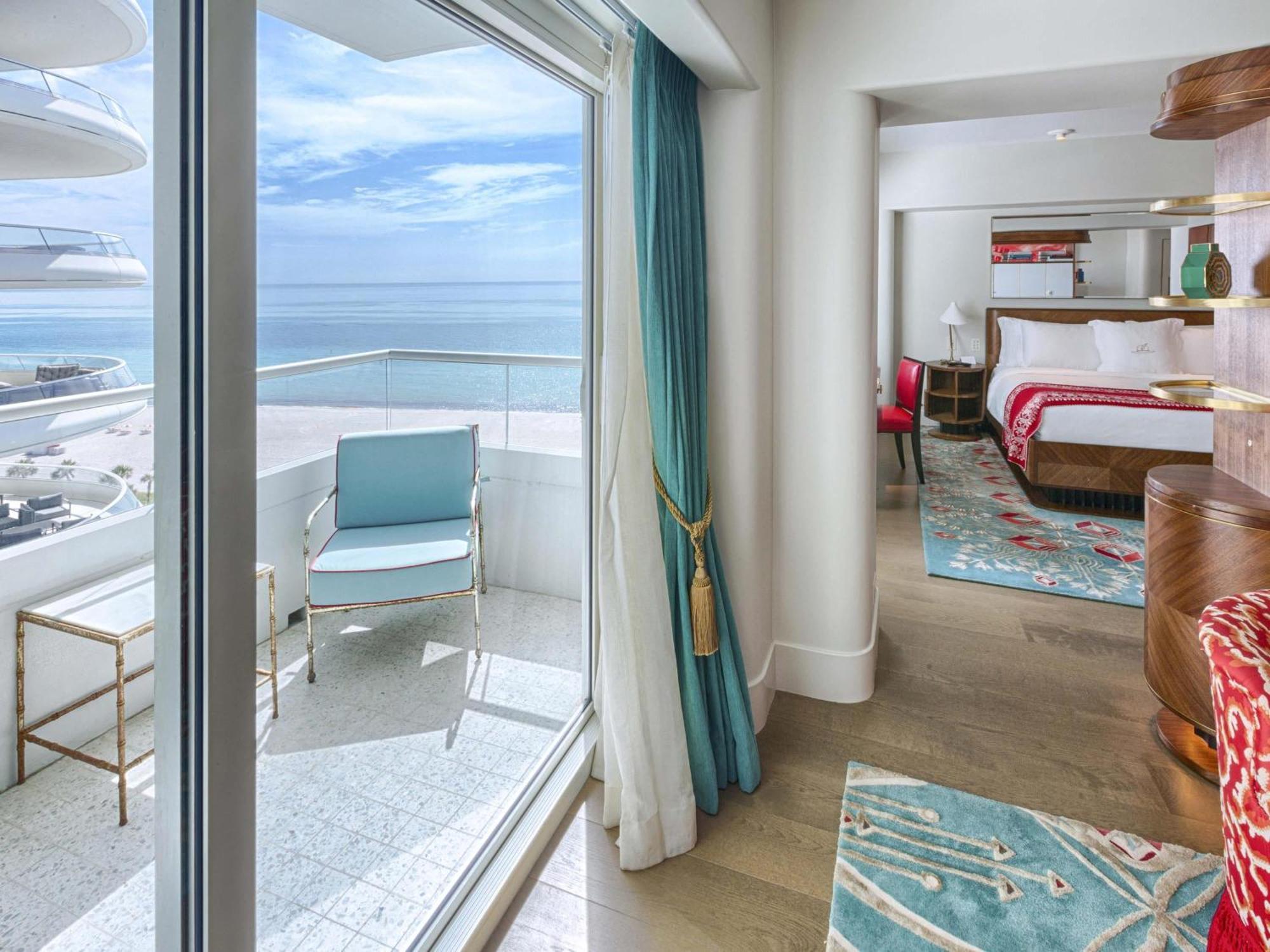 Suite Junior con vistas parciales al océano - cama extragrande
