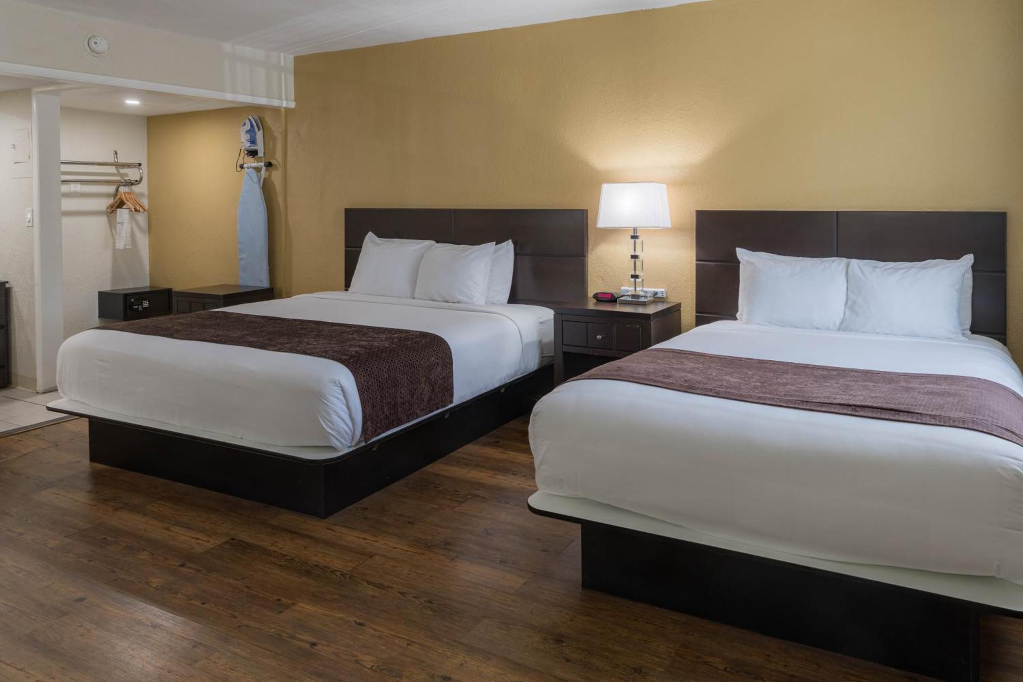 Two Queen Beds