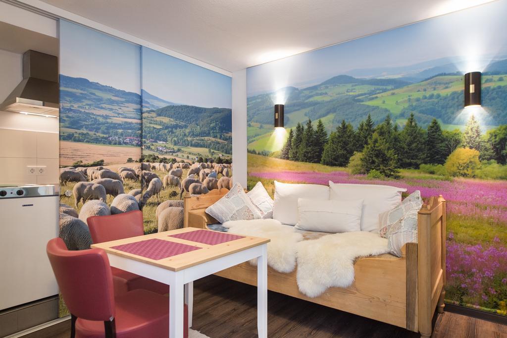 King Room with Sofa Bed - Hearing Accessible,1152555102:JPEG