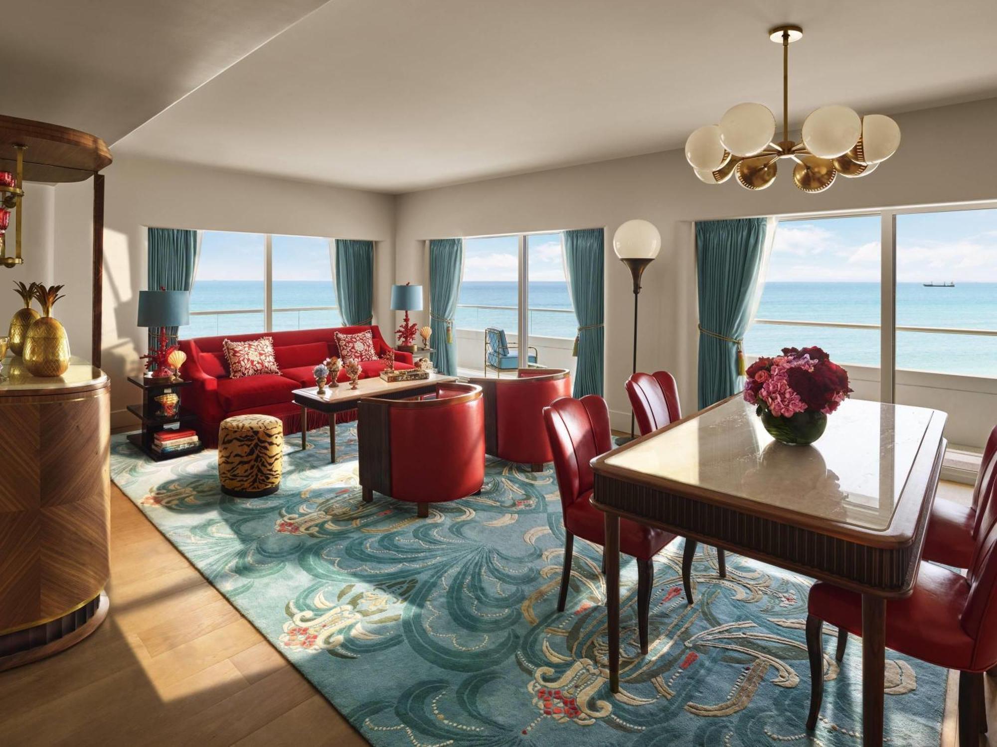 Premier Corner One-Bedroom King Suite Ocean Front,1731461276:JPEG
