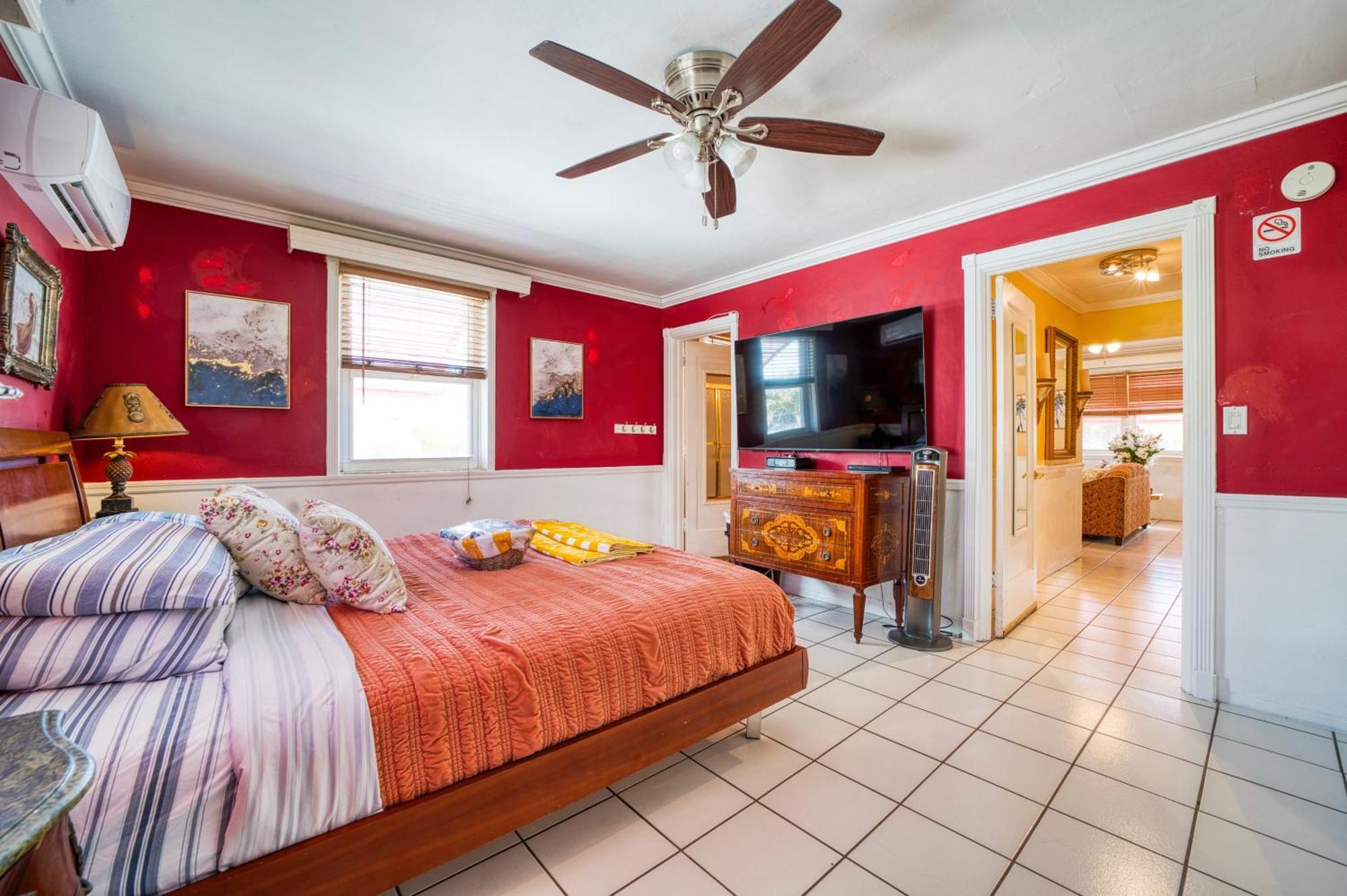 One-Bedroom Suite