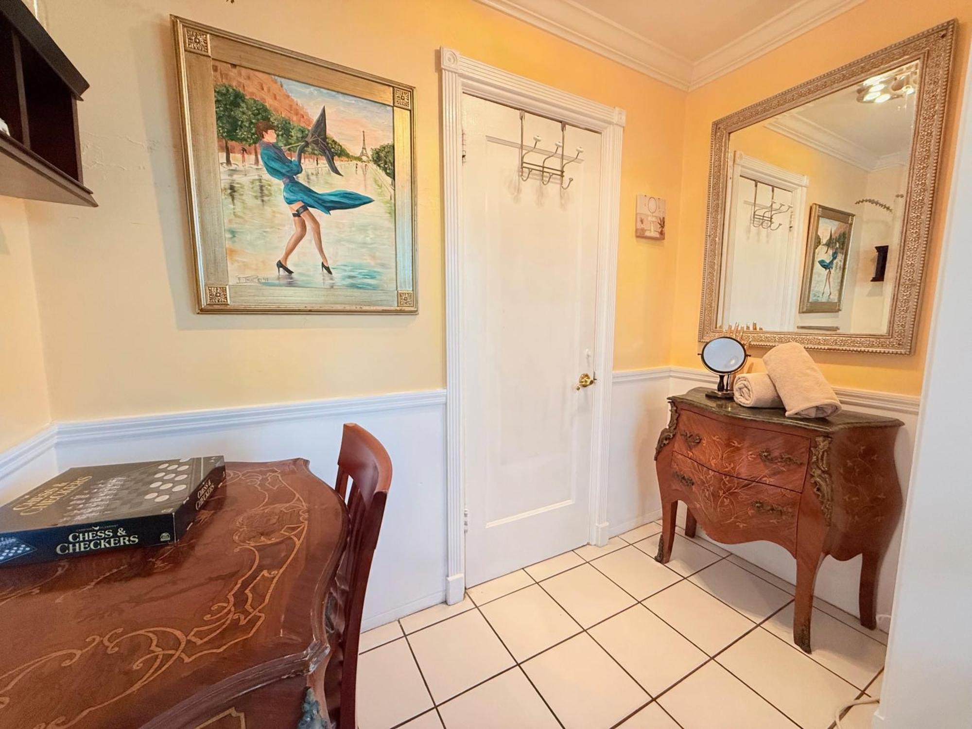 One-Bedroom Suite