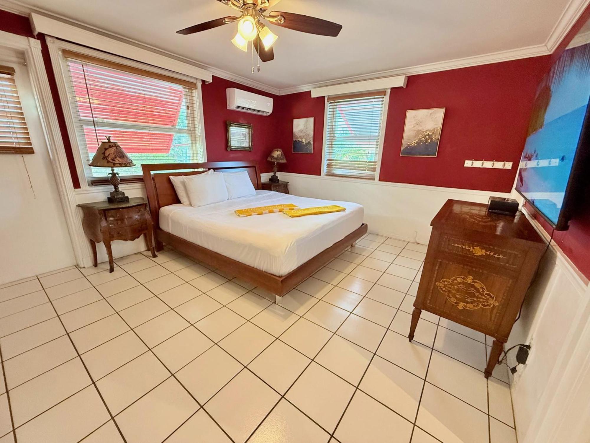 One-Bedroom Suite