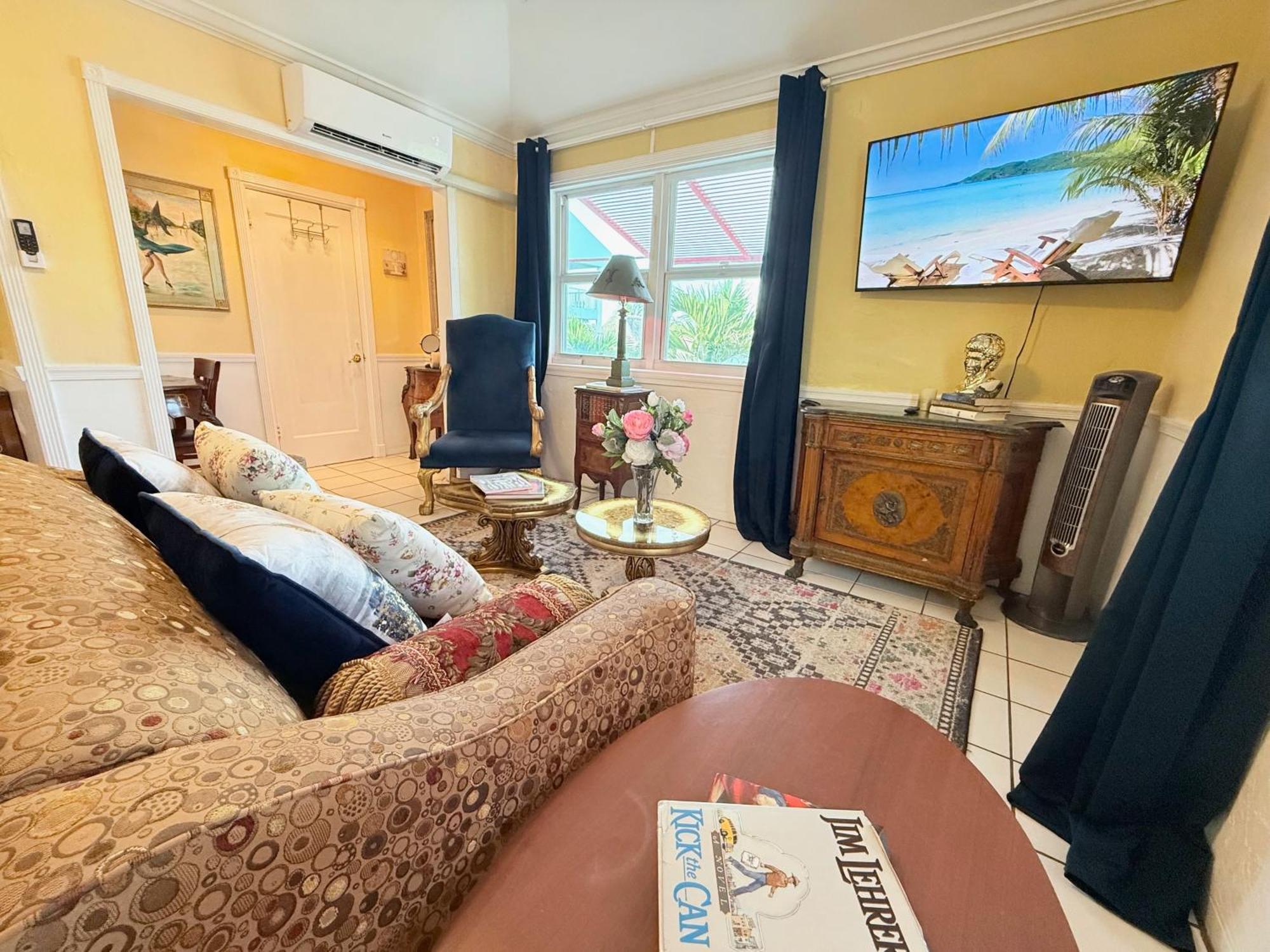 One-Bedroom Suite