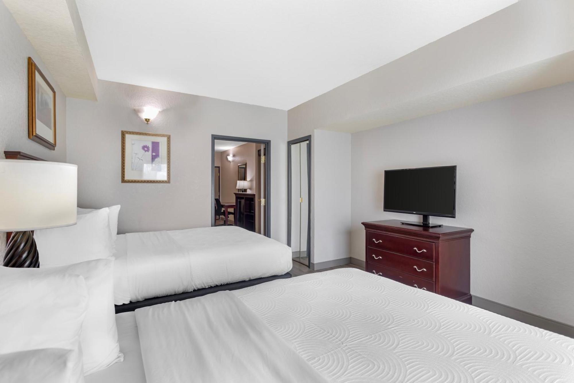 One-Bedroom Suite with Two Queen Beds and Sofa Bed - Non-Smoking