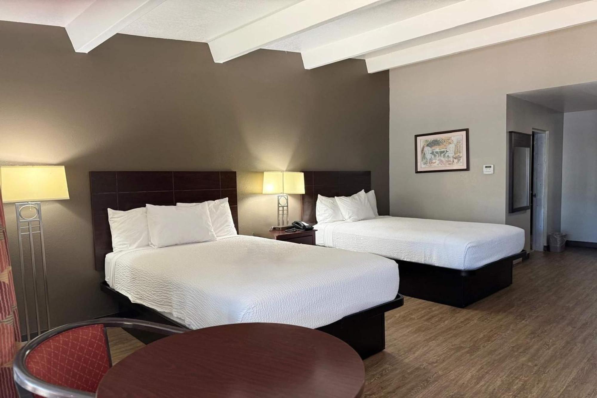 Deluxe Double Room Two Double Beds Disability Access Non-Smoking