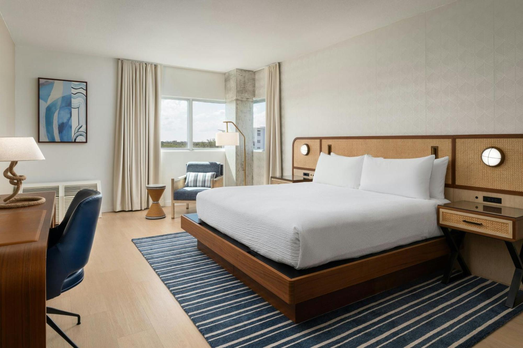 Habitación Estándar con ducha accesible en silla de ruedas - 1 cama extragrande - Adaptada para personas con discapacidad