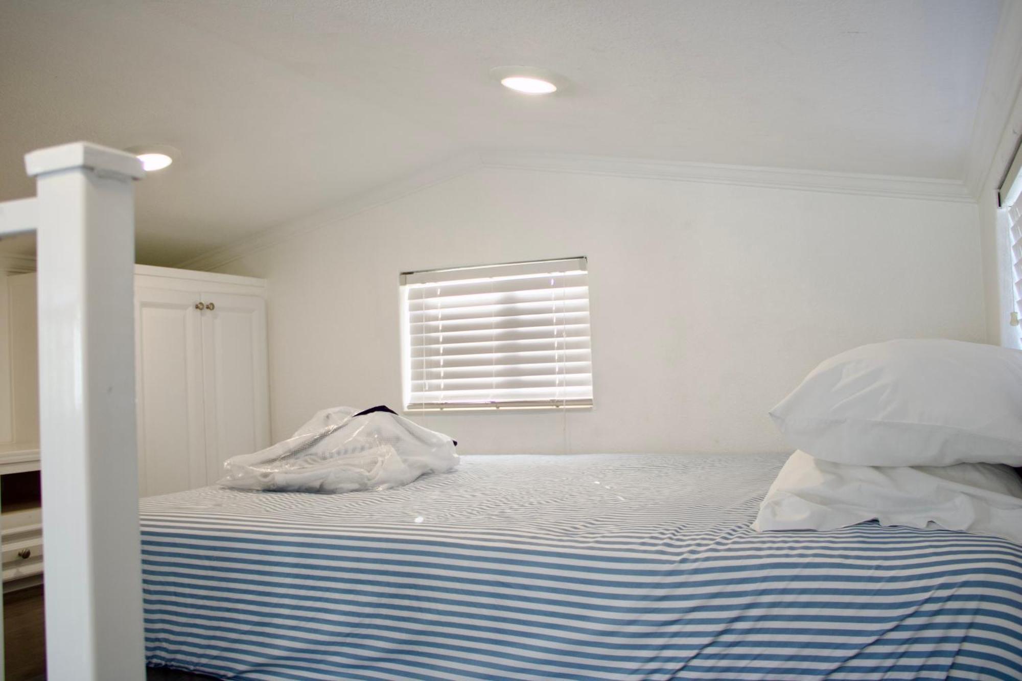 One-Bedroom Cottage