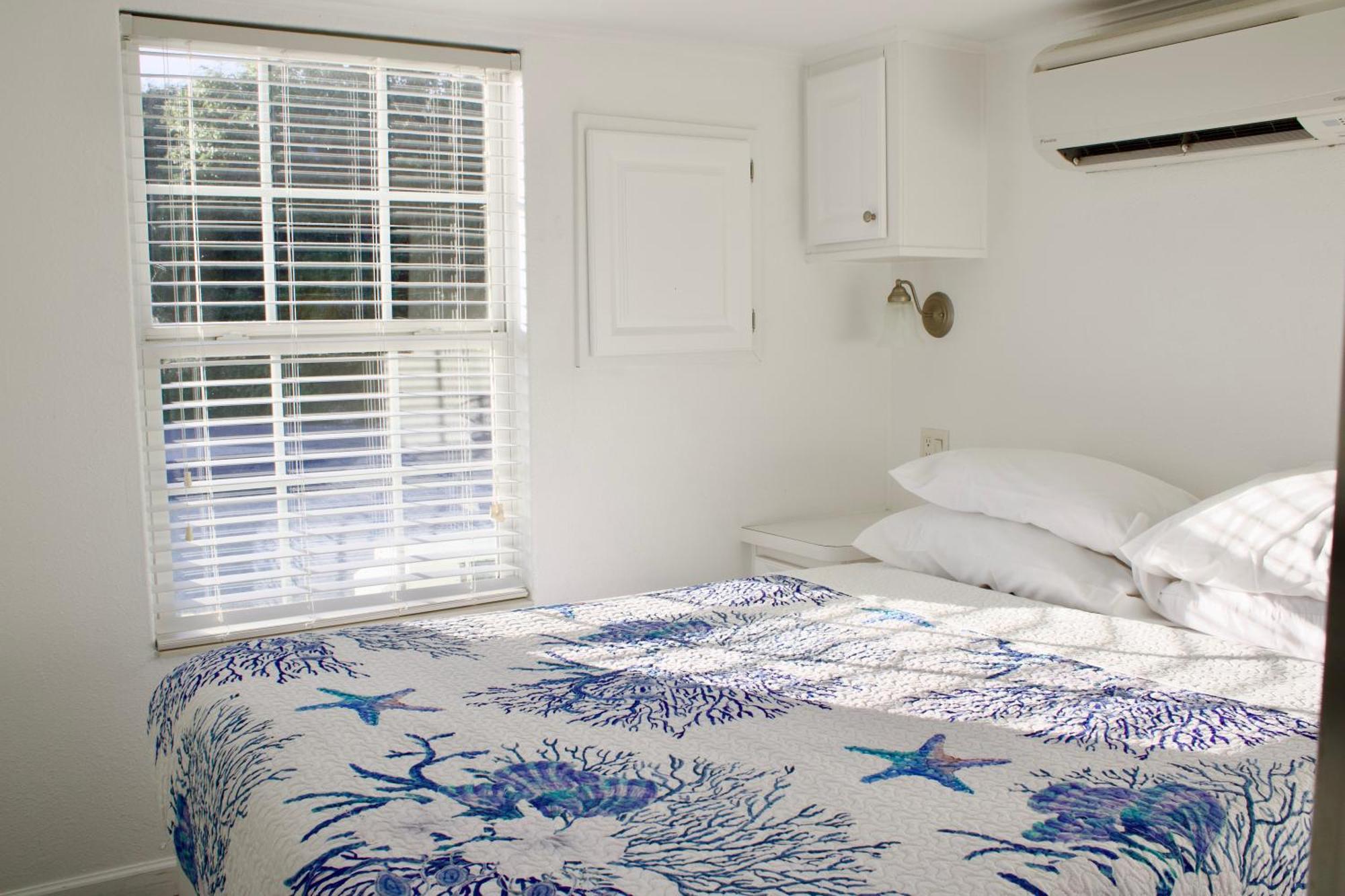 One-Bedroom Cottage