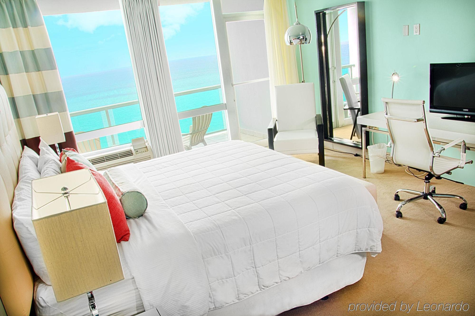 Camera King Executive con Vista Oceano Parziale
