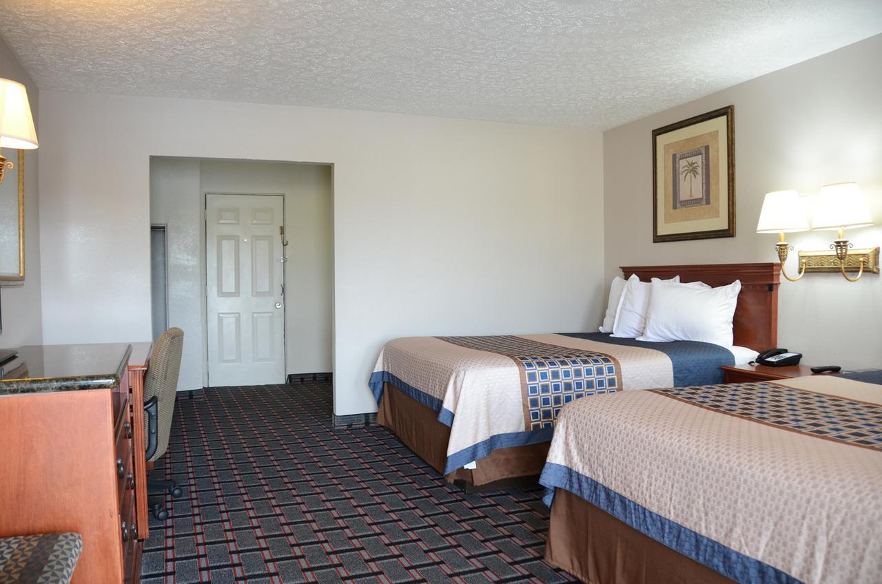 Double Room with Two Double Beds - Non-Smoking,559101126:JPEG