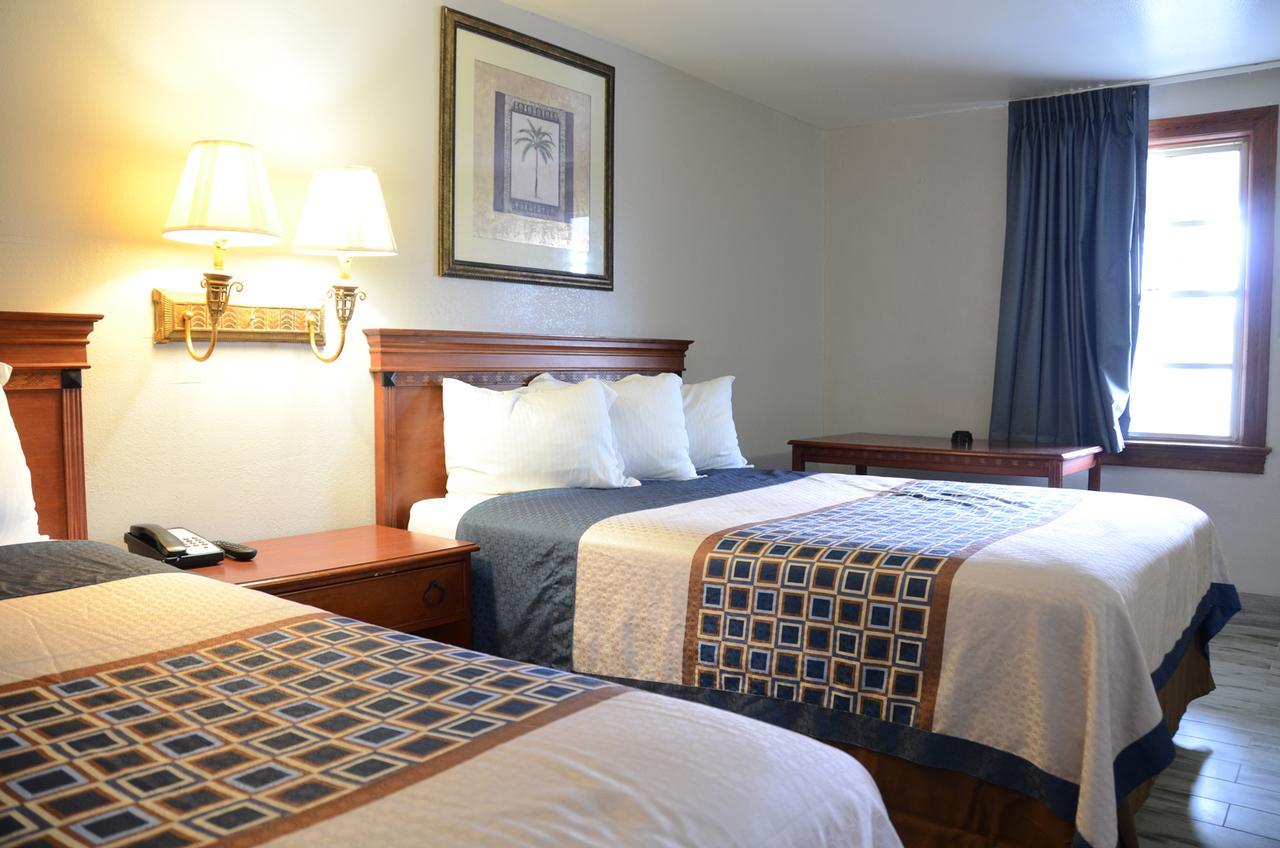 Double Room Two Double Beds Smoking